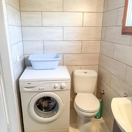 Silena Cosy 2bdrm Close To The *